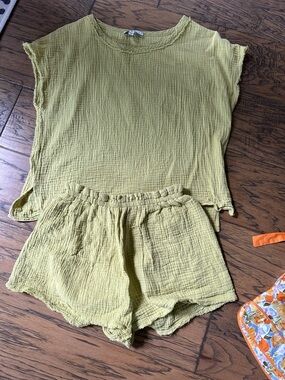 Miou Muse Two-Piece Gauze Set in Chartreuse